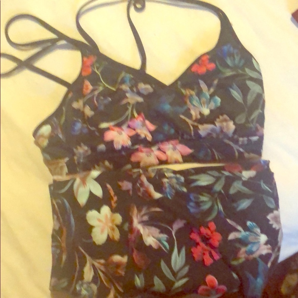Old Navy floral workout set